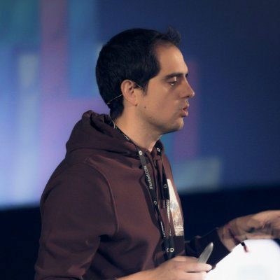 Alfonso Muñoz Muñoz, experto en ciberseguridad y criptografía en MCP Hub y docente de máster en la UCM.